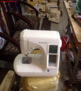 Máy may Juki HZL 008