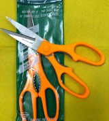 Kéo sử dụng cắt vật dụng trong nhà bếp