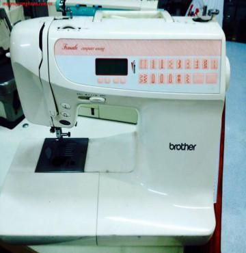 Máy may Brother Female 19CN