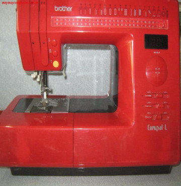 Máy may Brother Compal L 99CN