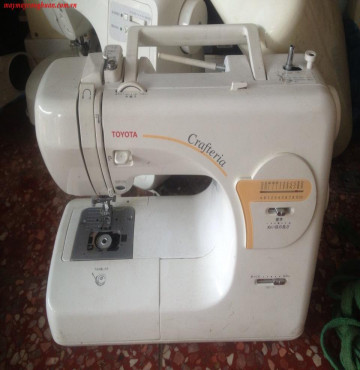 Máy may Toyota Crafteria