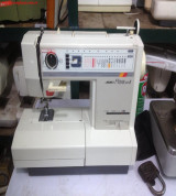 Máy may Juki Flora 5500