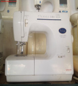 Máy may Singer FitLine 10CN