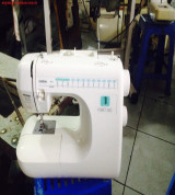 Máy may Brother PURET 300 Chạy bàn ga