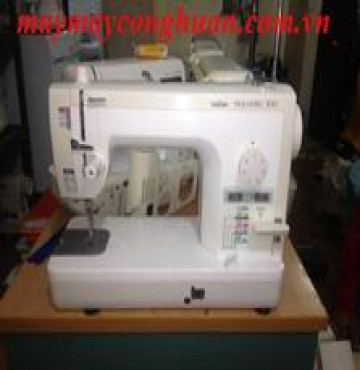 Máy may BROTHER CN01