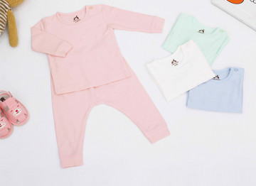 Bộ sơ sinh dài tay trơn Uala UR3804