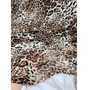 Vải Nguyễn chuyền