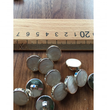 50 Nút áo dạ đường kính 1.5cm viền vàng đá trắng