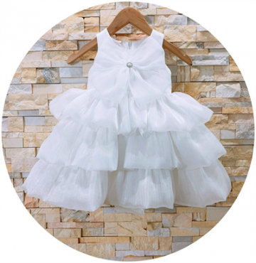 Bán sỉ đầm voan xếp tầng nơ ngực cho bé (trắng)
