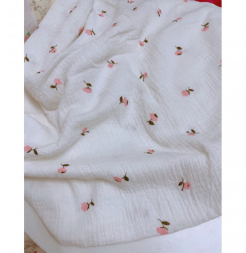 Thanh lý vải xô muslin hoa chuông hồng nền trắng may váy áo