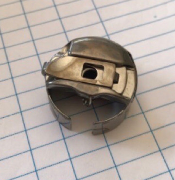 Thuyền thêu lớn