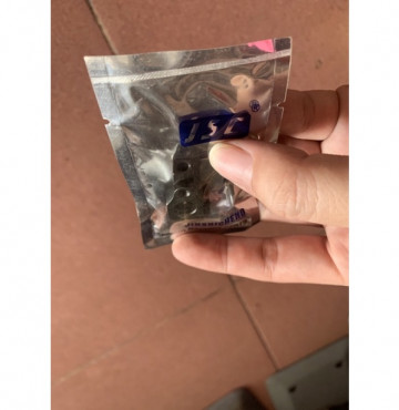 Cùi gắn móc lá cờ máy may bao Newlong