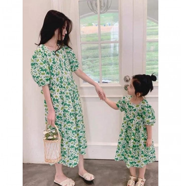 Thanh lý vải thô cotton hoa cúc to xanh lá