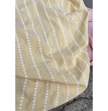 vải caro xốp tồn kho Hàn Quốc ô nhỏ thêu hoa