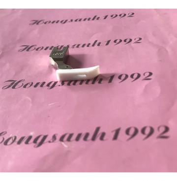 CHÂN VỊT ĐŨA NHỰA P363 MÁY MAY 1 KIM CÔNG NGHIỆP