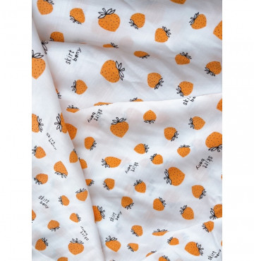 Thanh lý vải đũi lạnh quả dâu tây nền trắng 2021