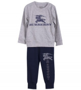 Bán buôn bộ quần áo thu đông bé trai Burberry