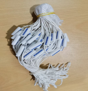 Dây Treo Nhãn Mác 3