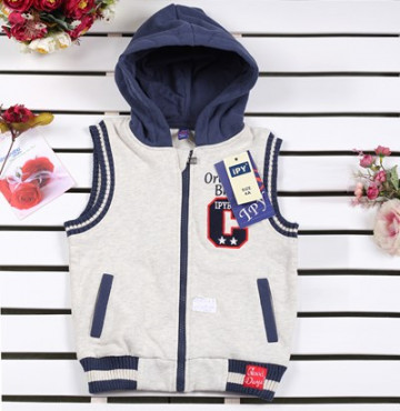 Bán sỉ áo gile nỉ cho bé trai 002