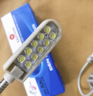 Đèn cần 10 bóng hiệu JUKI