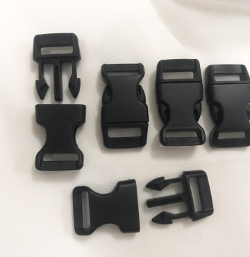 Khoá nhựa quai vòm cong tồn kho bảng 1cm5