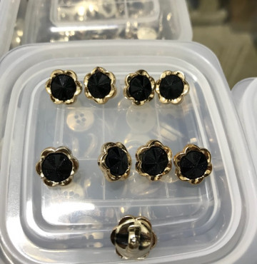 Nút tồn kho kiểu nhỏ sơmi có ánh kim tuyến: 10 nút