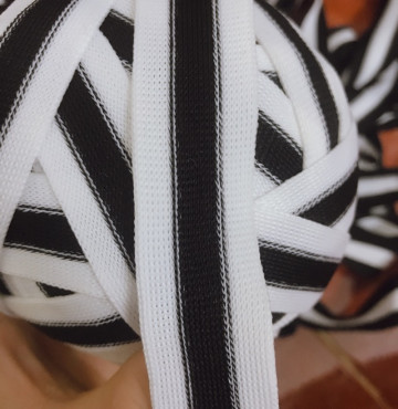 Thanh lý Dây viền trắng <->đen may viền quần áo các kiểu: có chất thun