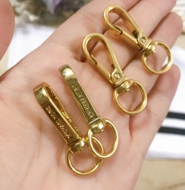 Móc càng cua đầu xoay tồn kho bảng 1F: giá 1 cái