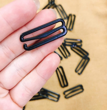 Khoen tander tồn kho móc số 9 sắt sơn: 1cm5&3cm