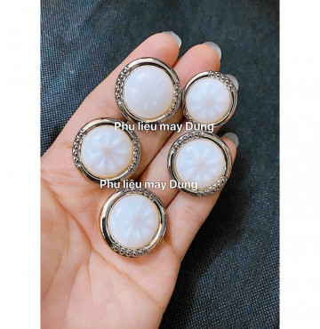 Thanh lý nút xoàn ánh hoa 4 size