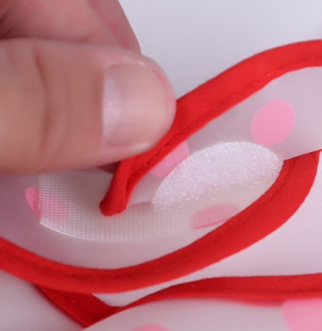 Yếm Ăn Dặm Nilon Quai Dán Có Máng Đỡ Cho Bé Cực Tiện Lợi, Bền Theo Thời Gian