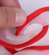 Yếm Ăn Dặm Nilon Quai Dán Có Máng Đỡ Cho Bé Cực Tiện Lợi, Bền Theo Thời Gian