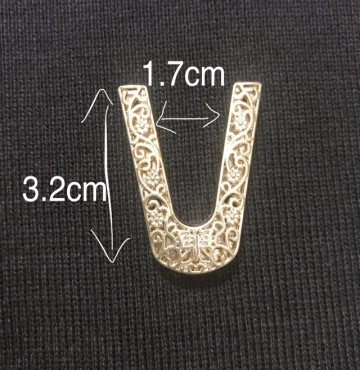 Khoá chữ V gắn cổ áo tồn kho