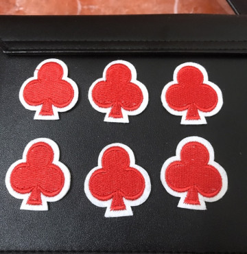 Patch ủi cây thông mini tồn kho