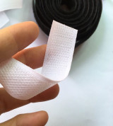 Thanh lý Dán xé nhám gai 2.5cm bộ 25 mét