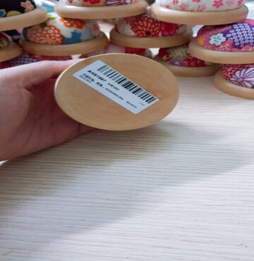 Gối cắm kim đế gỗ- lõi bông