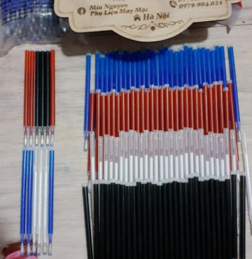 Bút vẽ vải bay màu 12c khi dùng bàn là