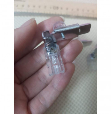 Chân vịt tra khoá giọt lệ máy may gia đình juki lệch trục kim