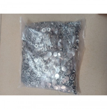 Cúc bấm 4 chi tiết 15li  túi 500 cúc )