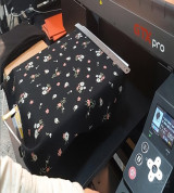 Máy in trên vải họa tiết màu hoặc in sẵn công nghệ Brother GTX Pro