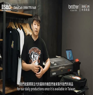 Máy in áo Brother GTXpro giúp kinh doanh Áo thun moto thời trang của OttoBike hiệu quả cao